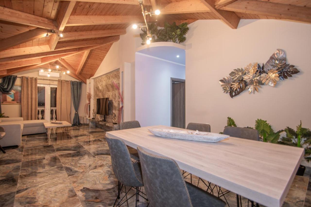 Gaitani Casa Di Voz Shared Villa Studios By "Elite" מראה חיצוני תמונה