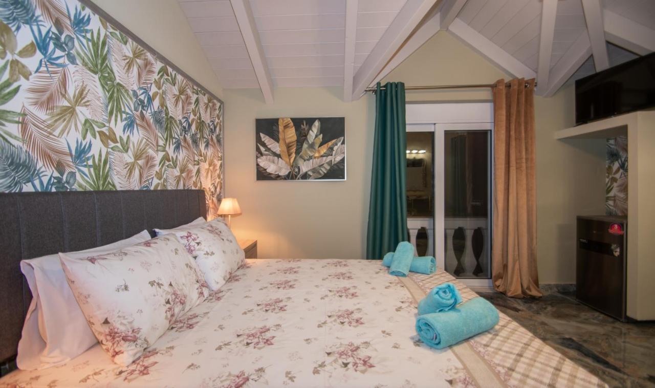 Gaitani Casa Di Voz Shared Villa Studios By "Elite" מראה חיצוני תמונה
